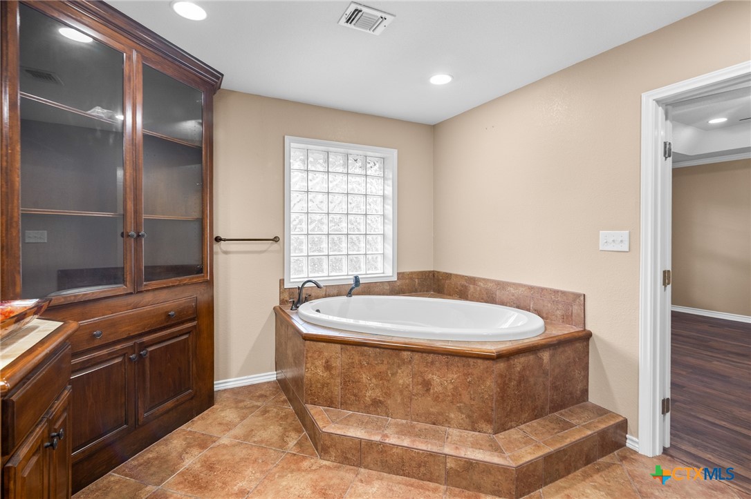 308 Woodway Drive