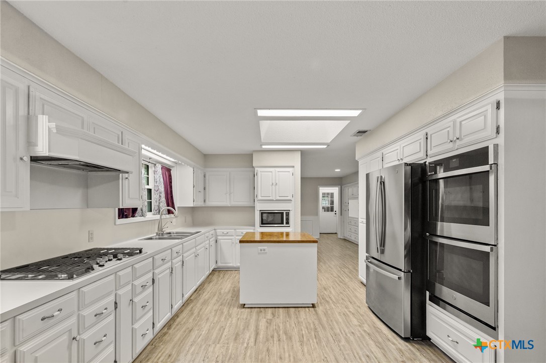 308 Woodway Drive