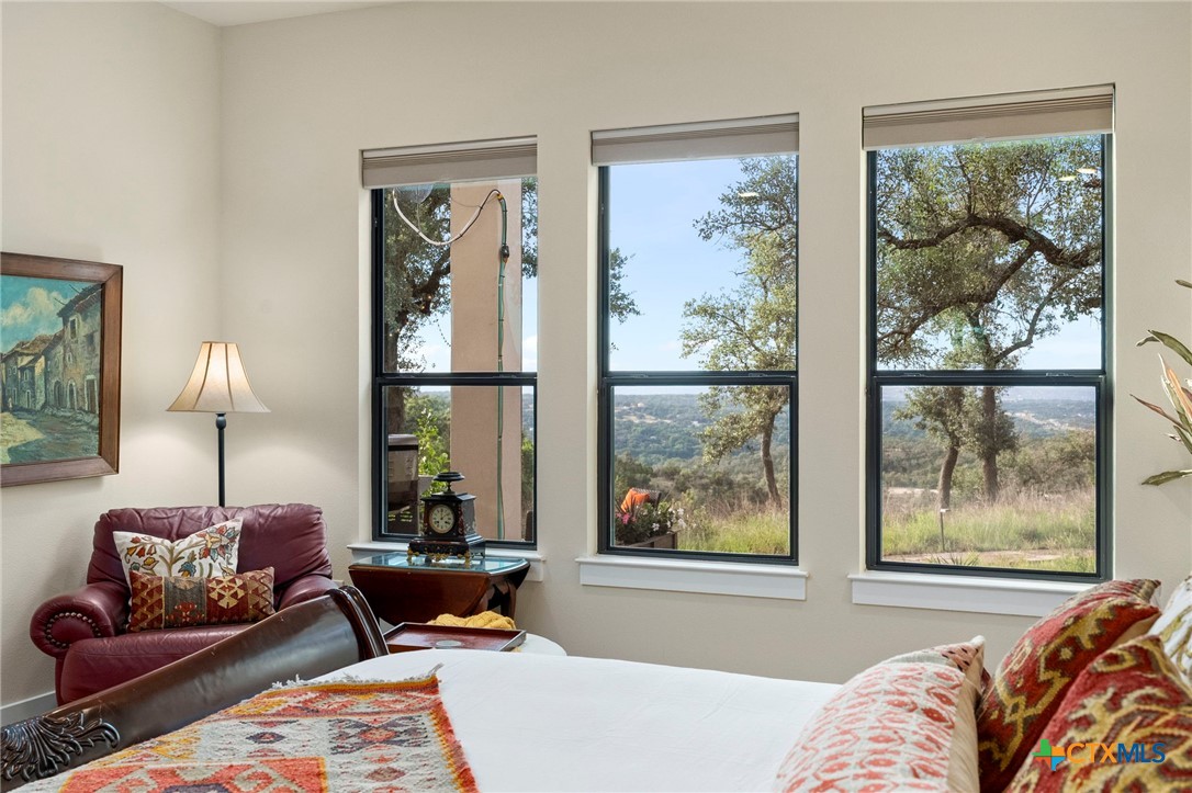 118 N Sheridan Dr Drive