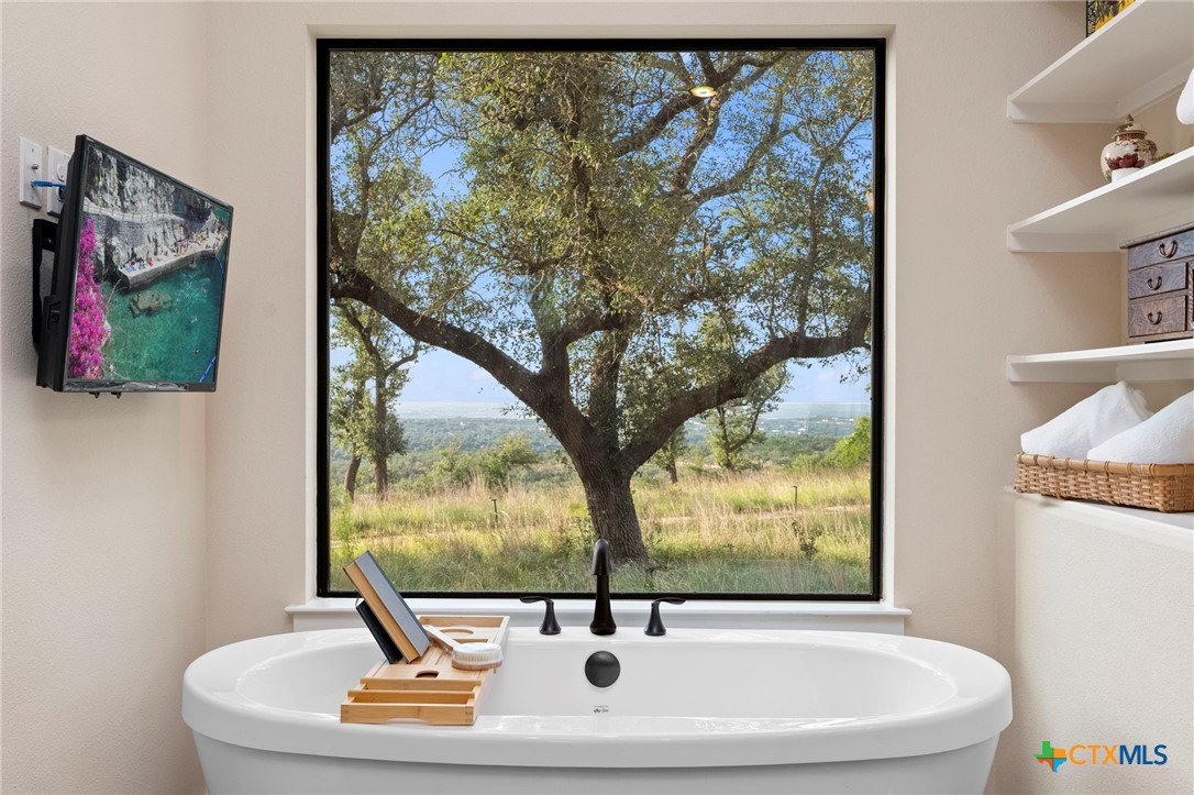 118 N Sheridan Dr Drive