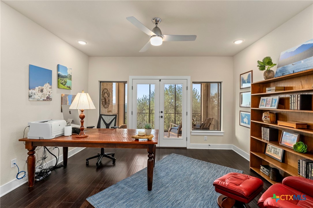 118 N Sheridan Dr Drive