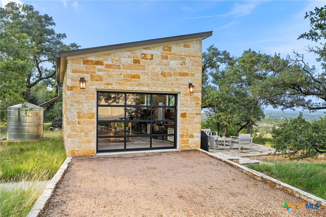 118 N Sheridan Dr Drive