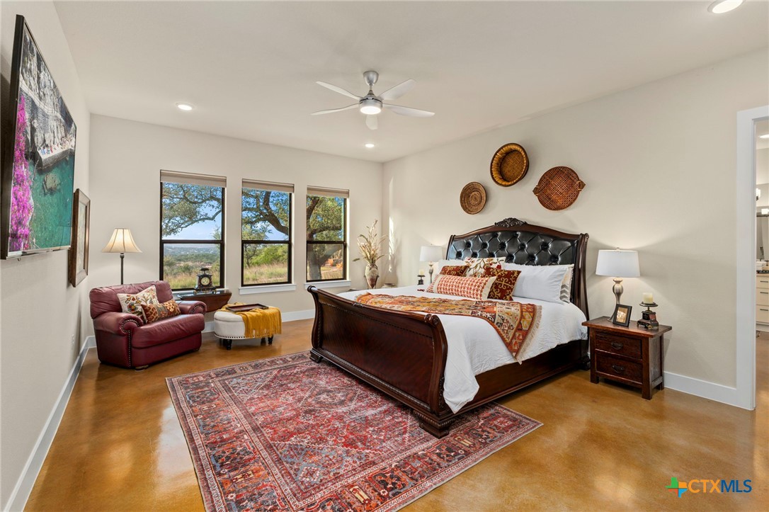 118 N Sheridan Dr Drive