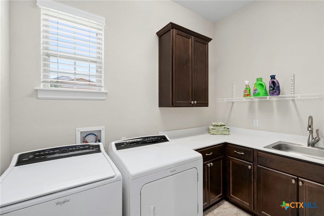 249 Hopping Peach Street