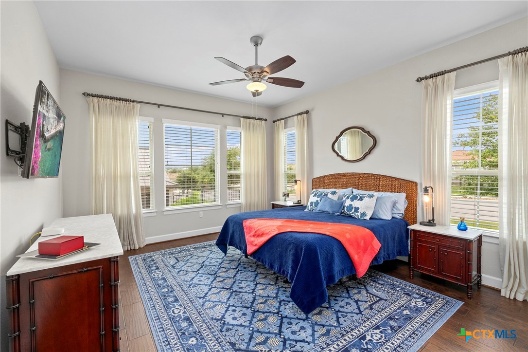 249 Hopping Peach Street