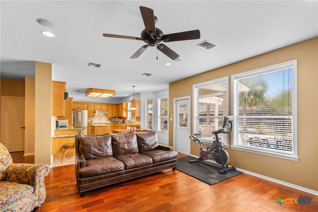 204 Edgewater