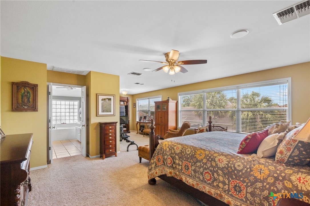 204 Edgewater