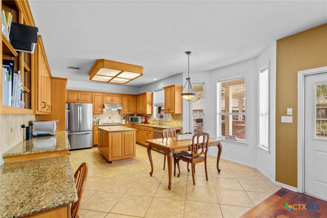 204 Edgewater