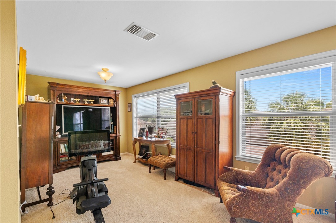 204 Edgewater