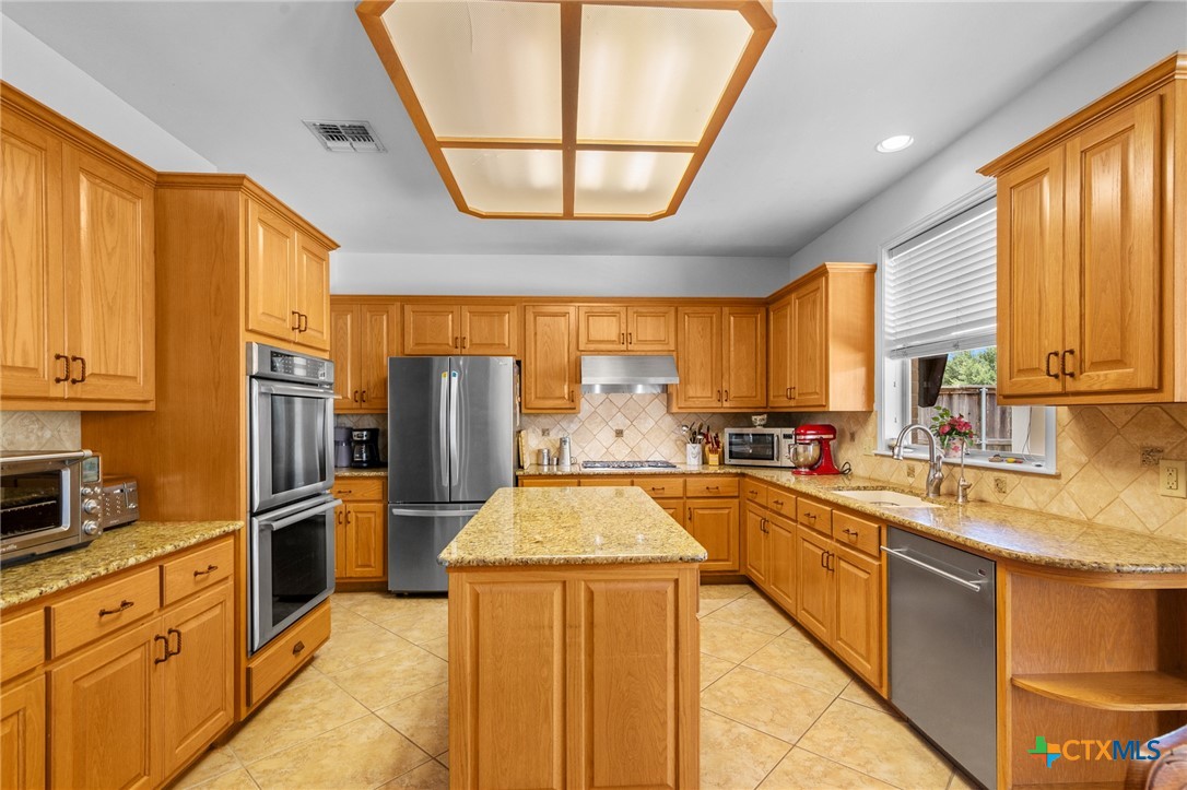 204 Edgewater