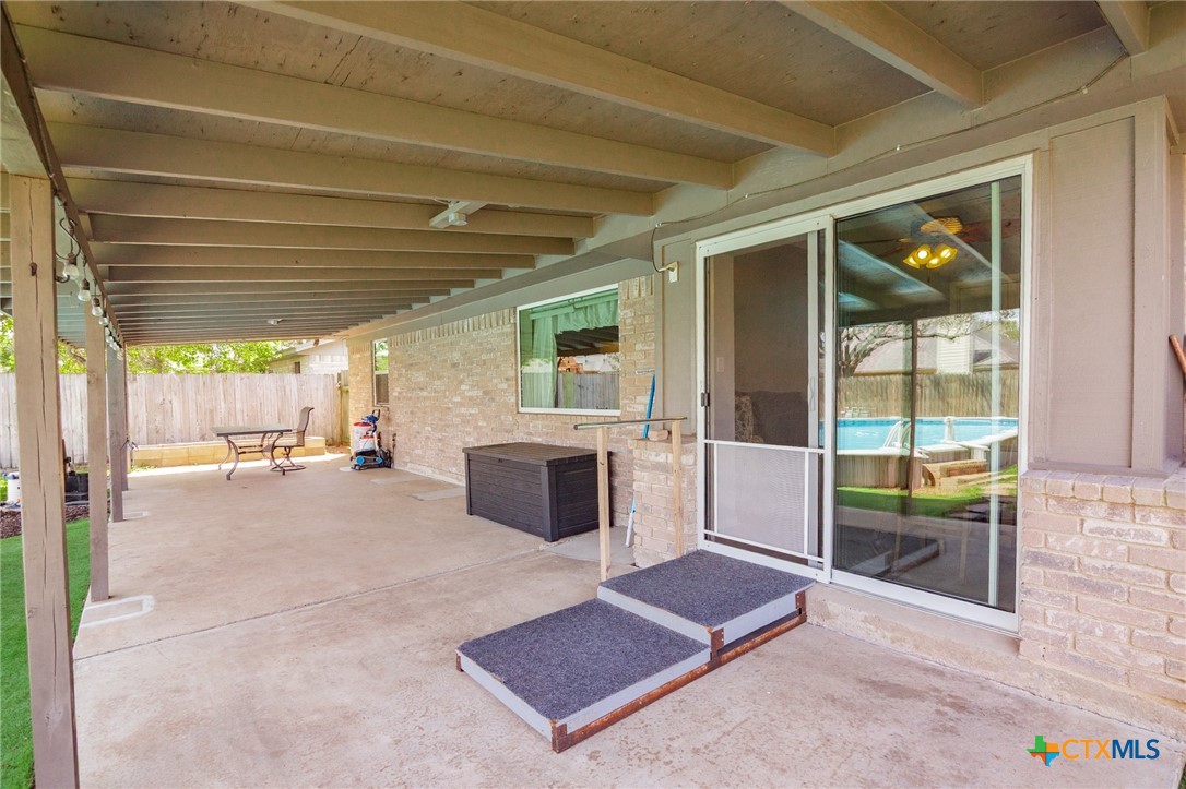 118 Byron Lane