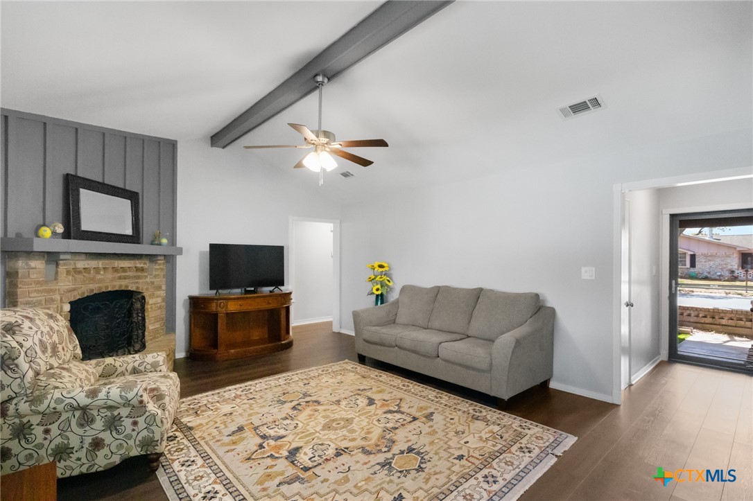 118 Byron Lane