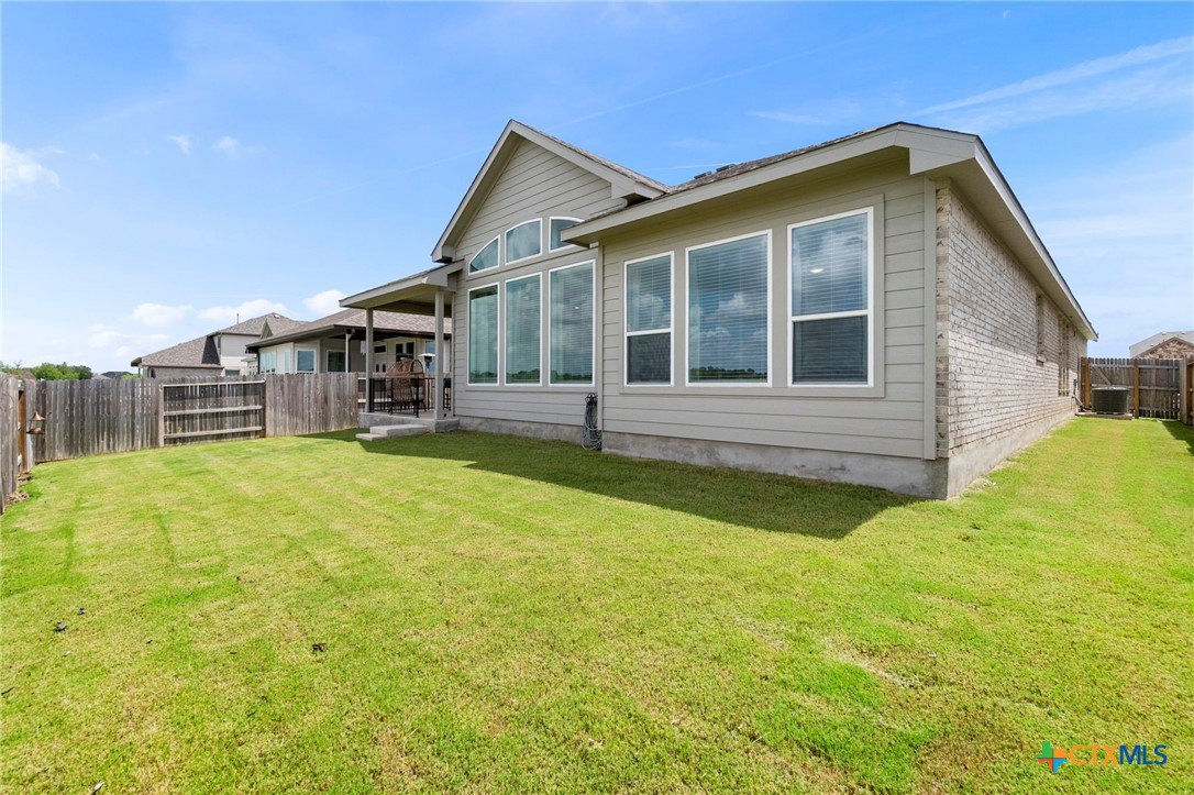 916 Salzach Drive