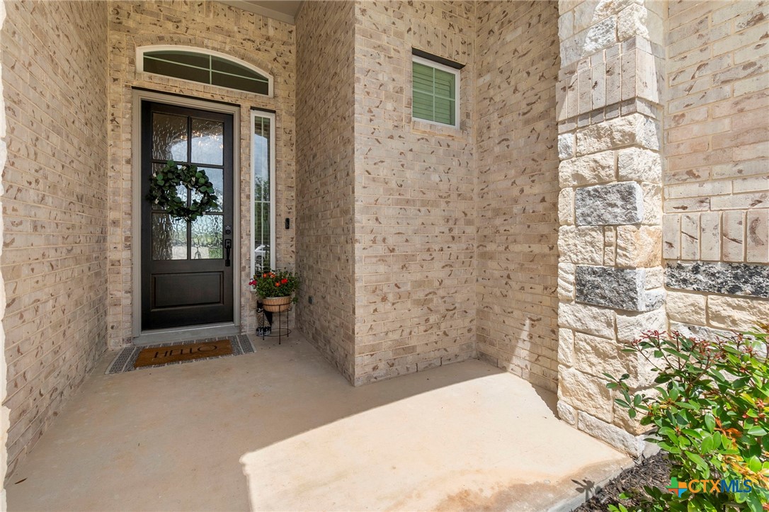 916 Salzach Drive