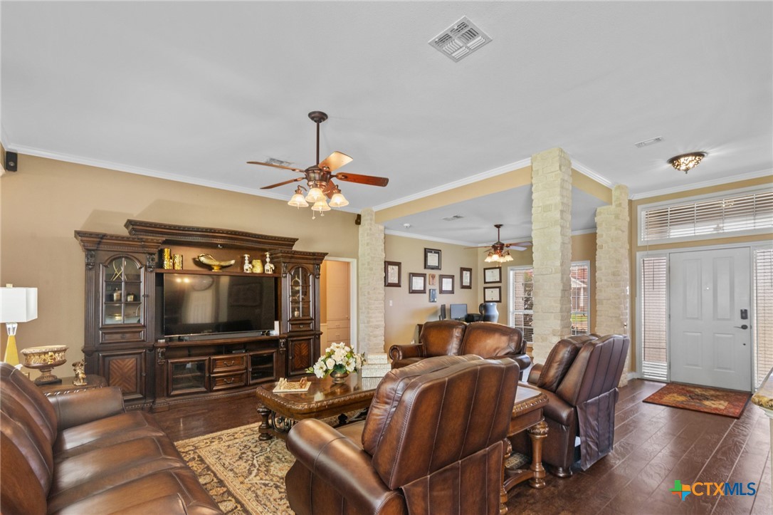 204 Crosswind Drive