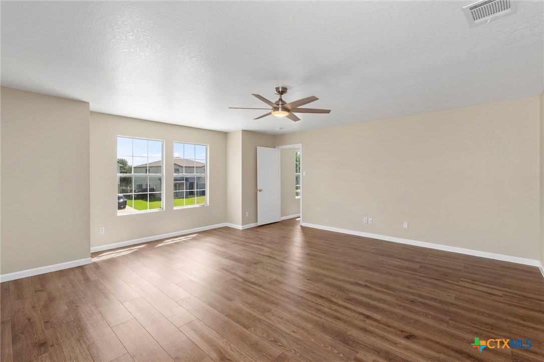 671 Northwest Crossing Drive