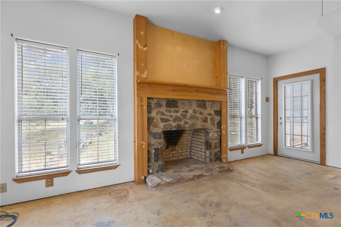 700 Camino De Rancho