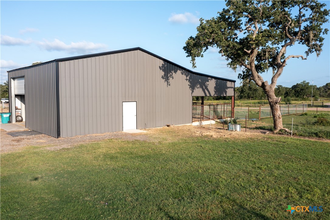 206 Deer Trail Lane