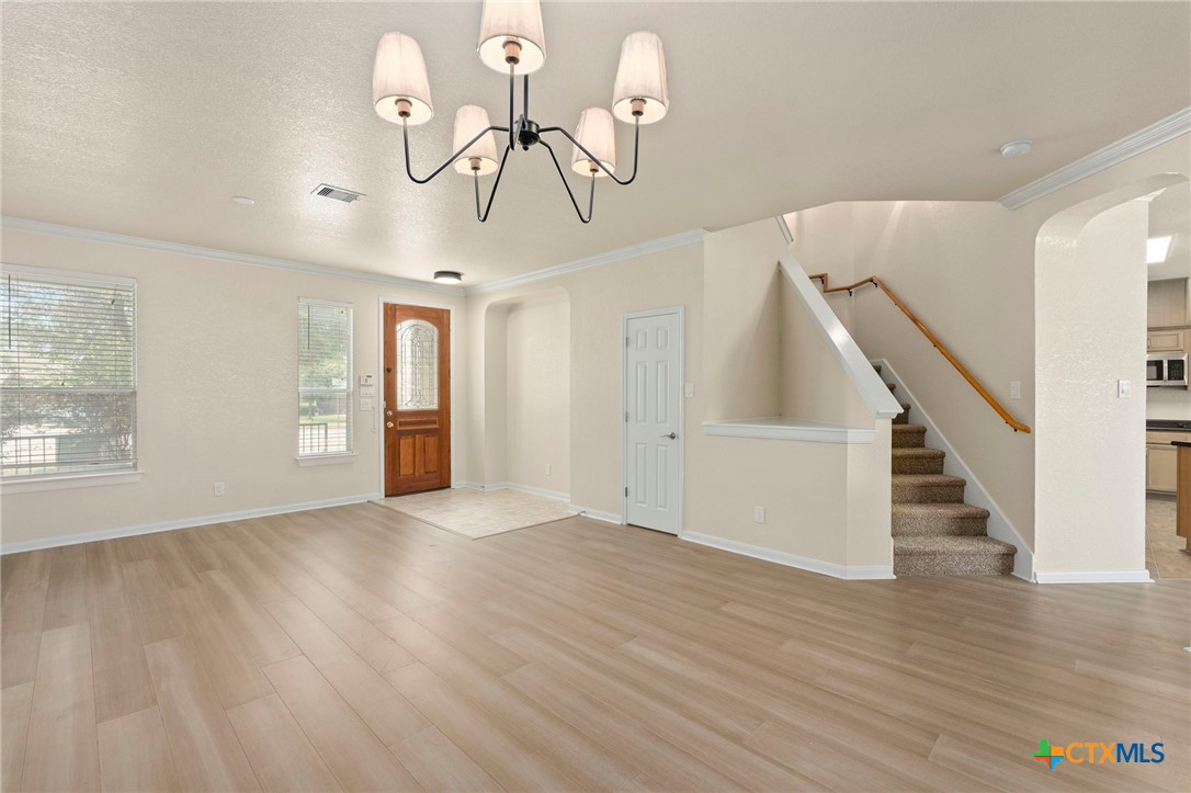213 Springtree Parkway