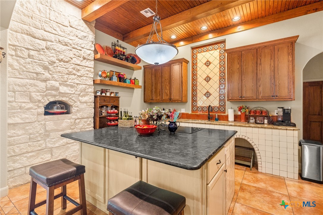 166 Post Oak Bend