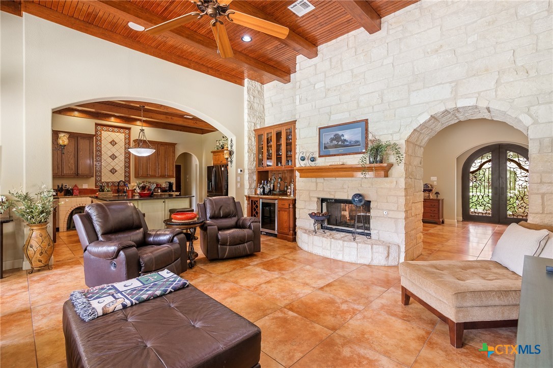 166 Post Oak Bend