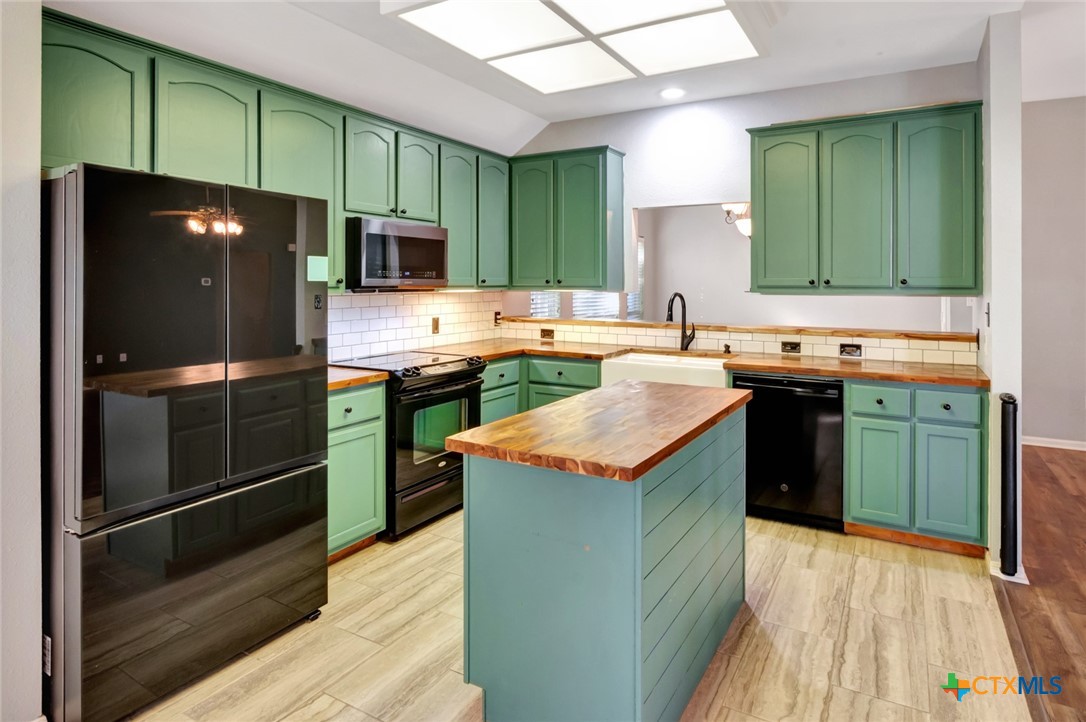 705 Ashland Creek