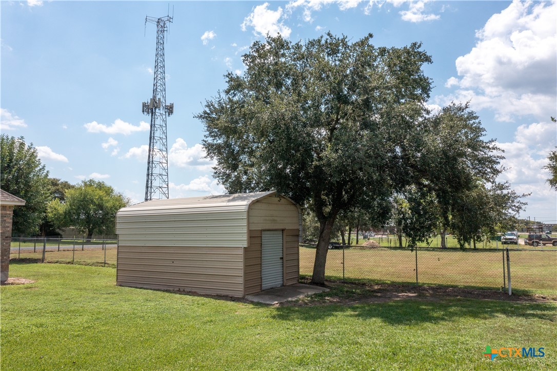 604 Clay Drive