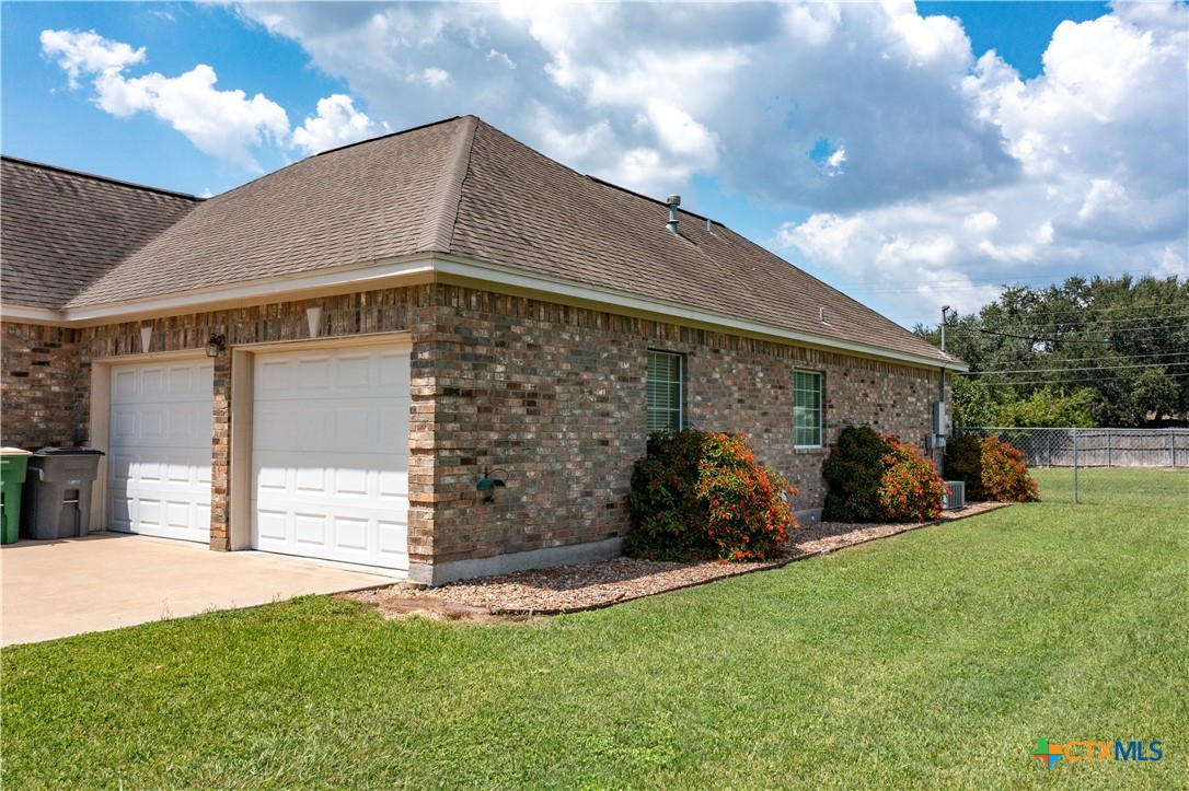 604 Clay Drive
