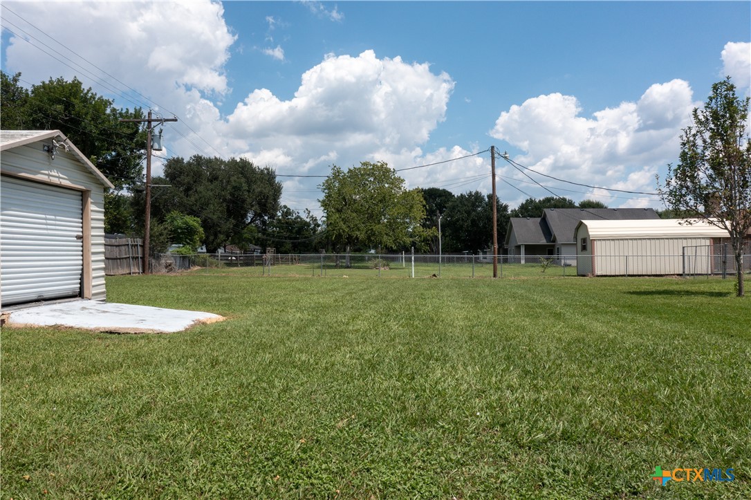 604 Clay Drive