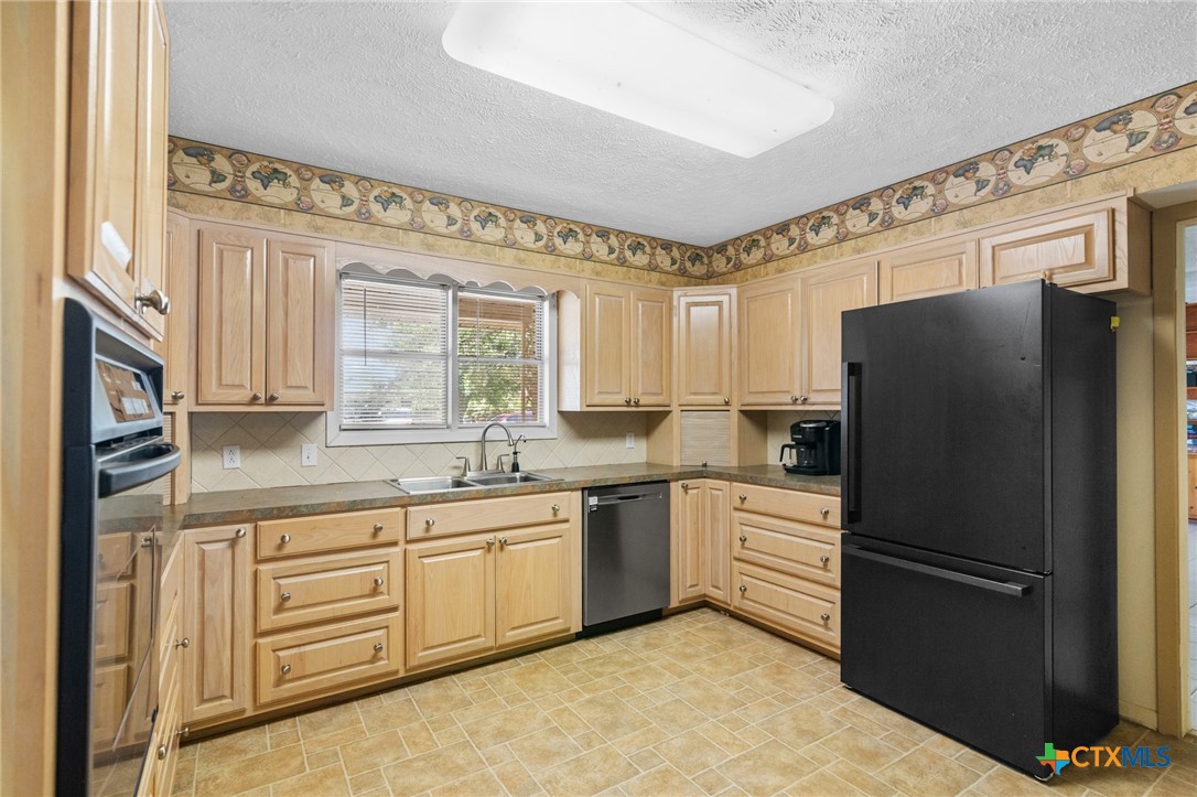 1901 Bon Aire Avenue