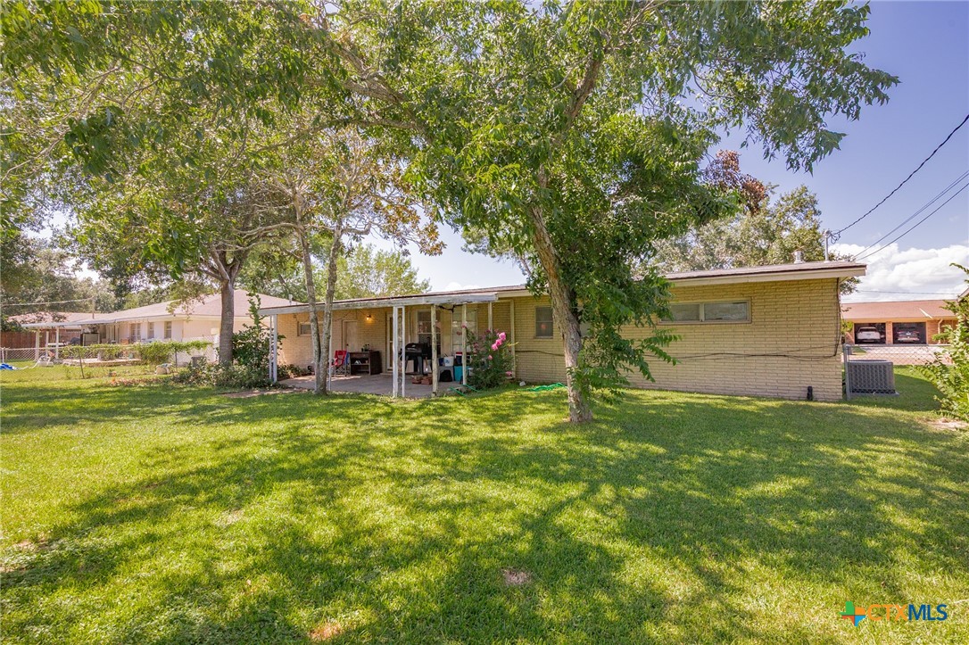 1901 Bon Aire Avenue