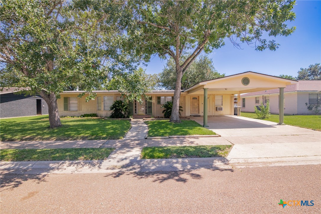 1901 Bon Aire Avenue