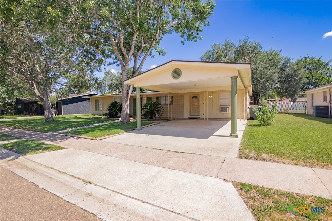 1901 Bon Aire Avenue