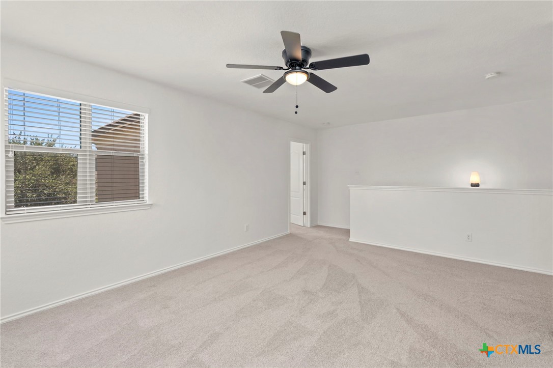 3909 Legend Pond