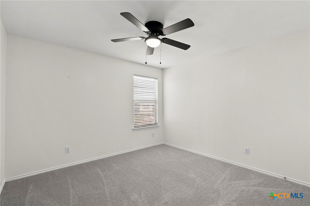 3909 Legend Pond