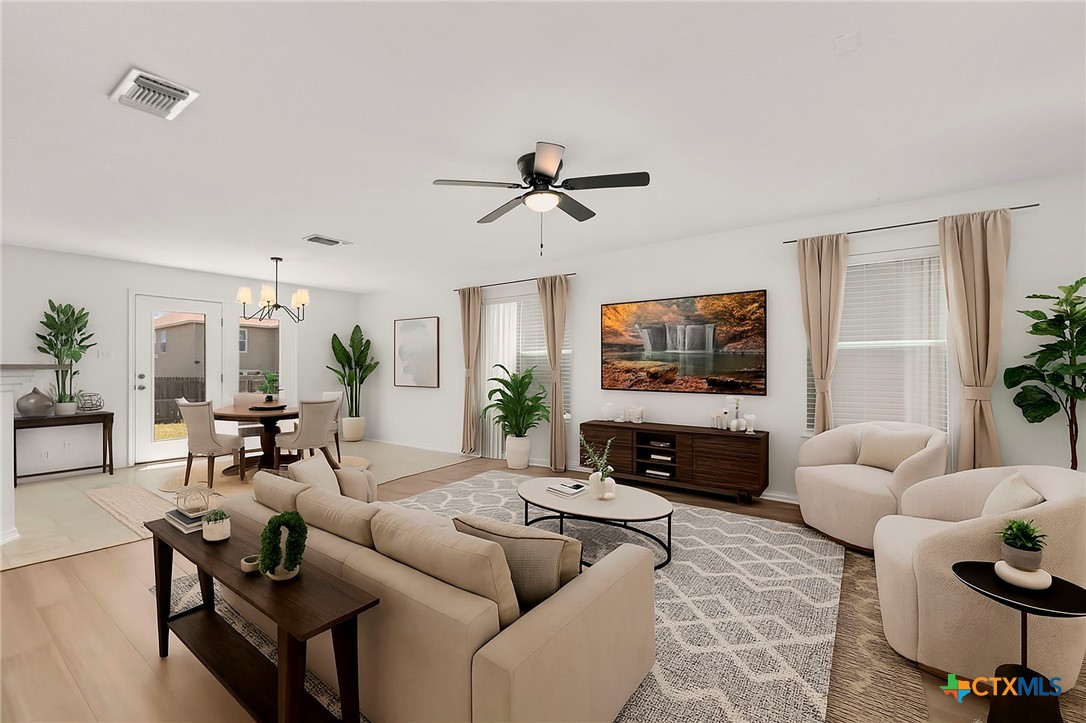 3909 Legend Pond