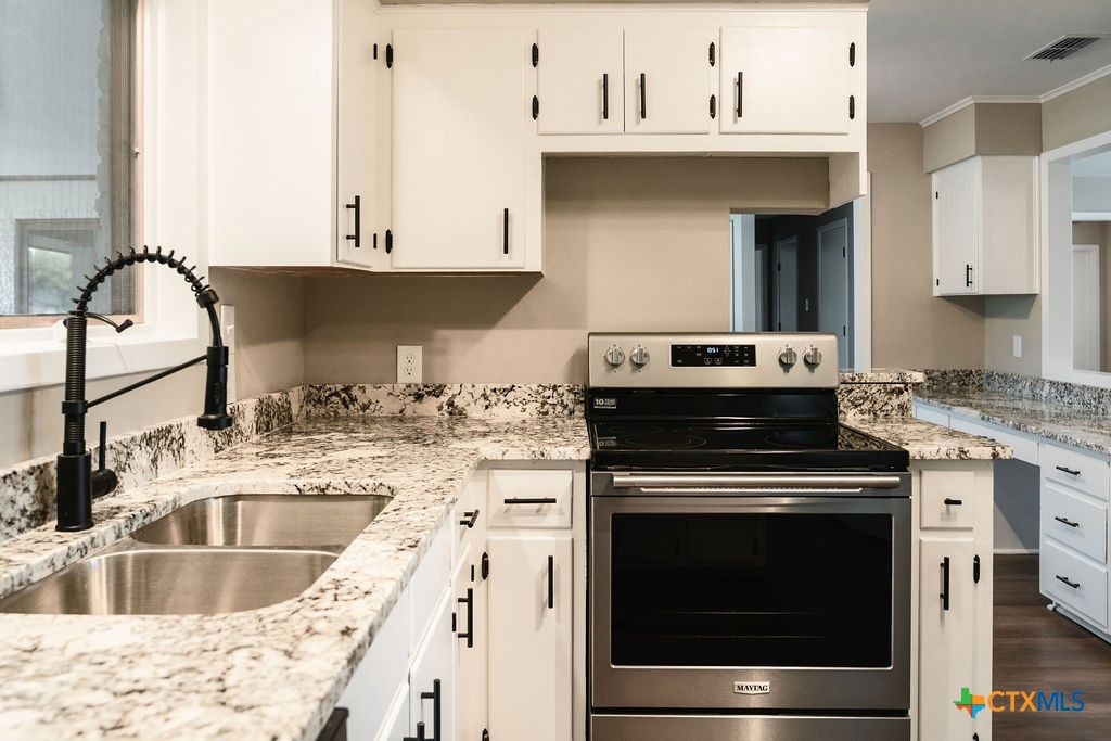 107 Gentle Breeze Street