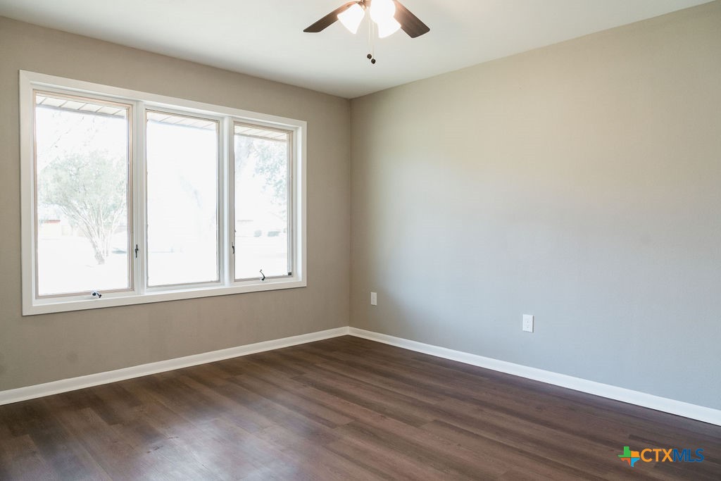 107 Gentle Breeze Street