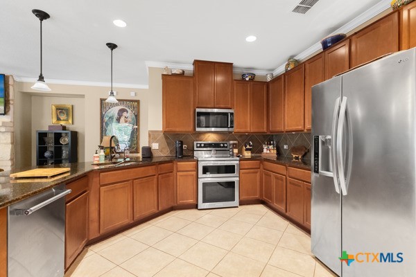 706 Cavallo Springs Cove