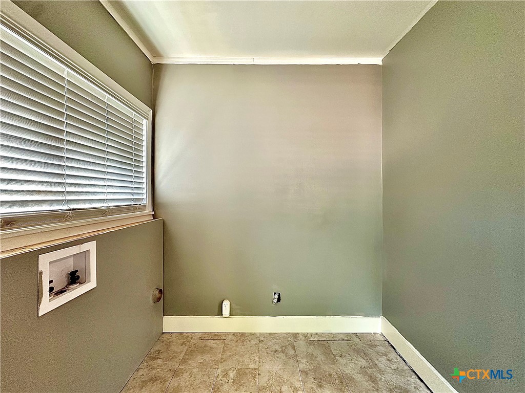 604 S Navarro Street