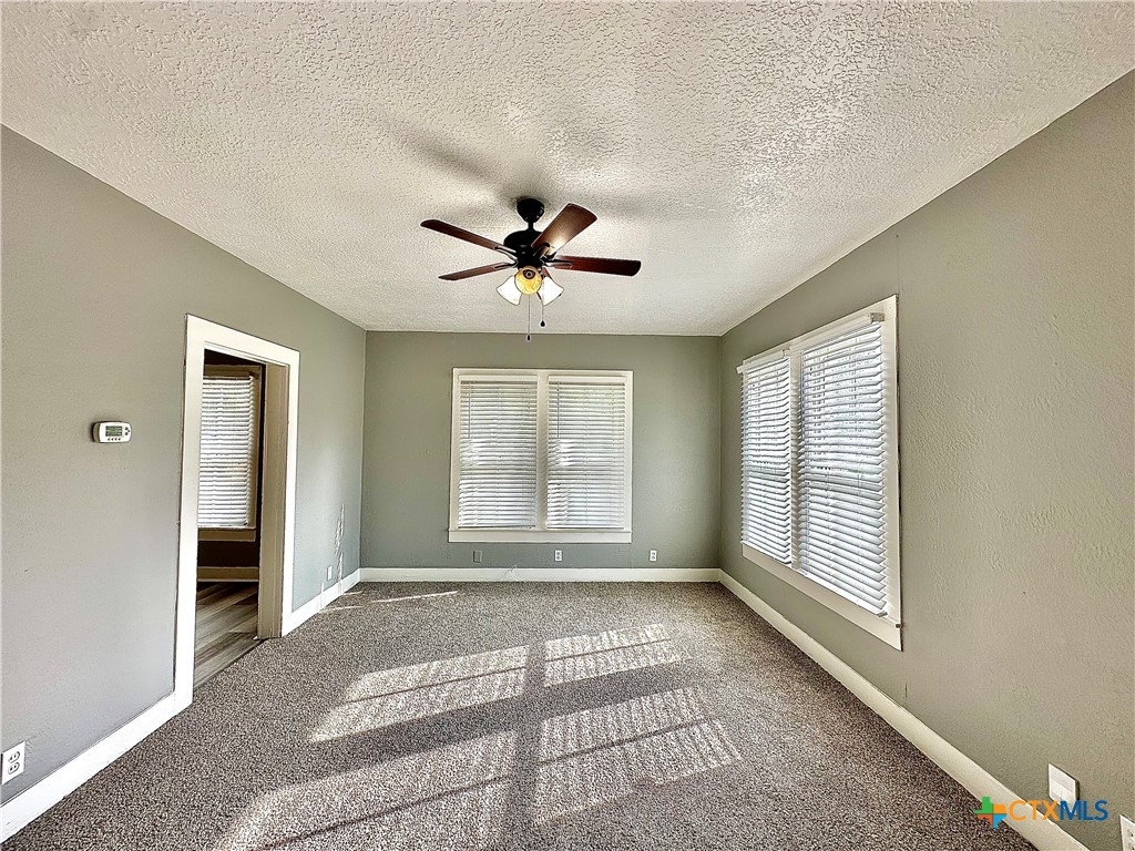 604 S Navarro Street