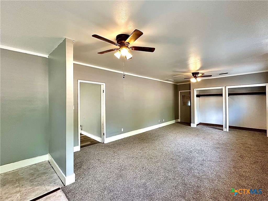 604 S Navarro Street