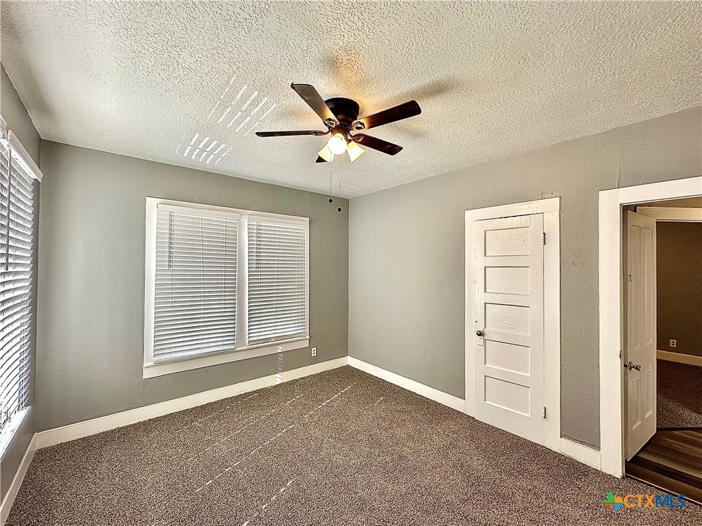 604 S Navarro Street