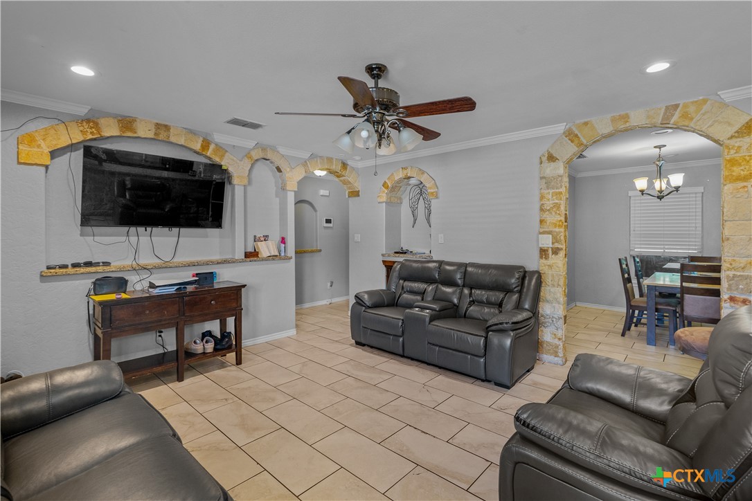 3107 Flamingo
