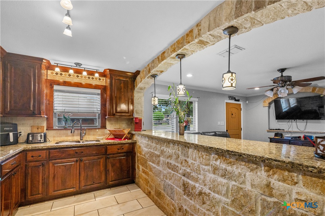 3107 Flamingo