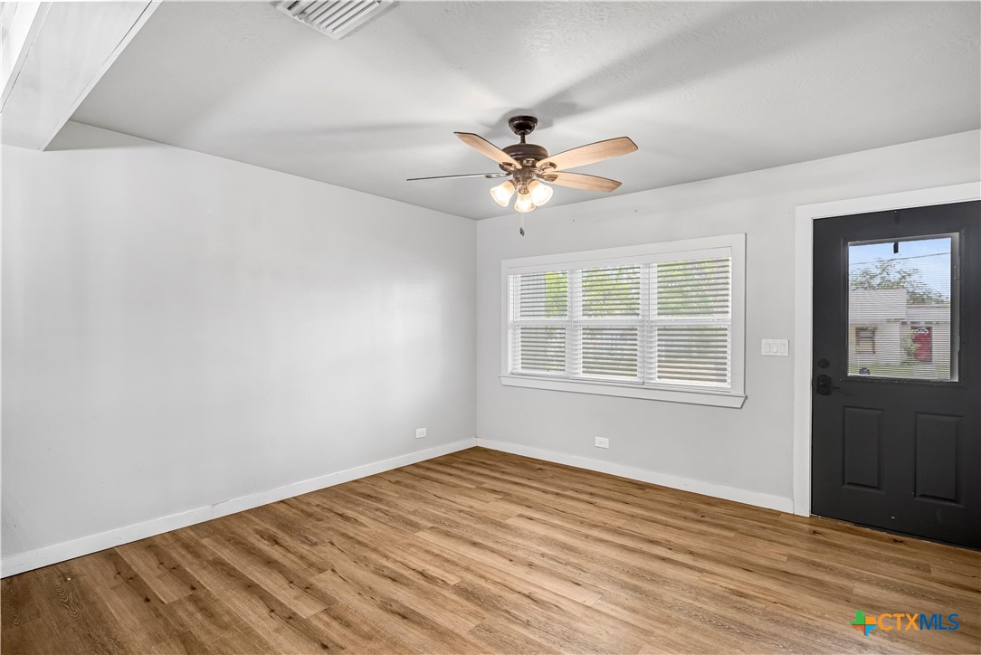 504 N Arnim