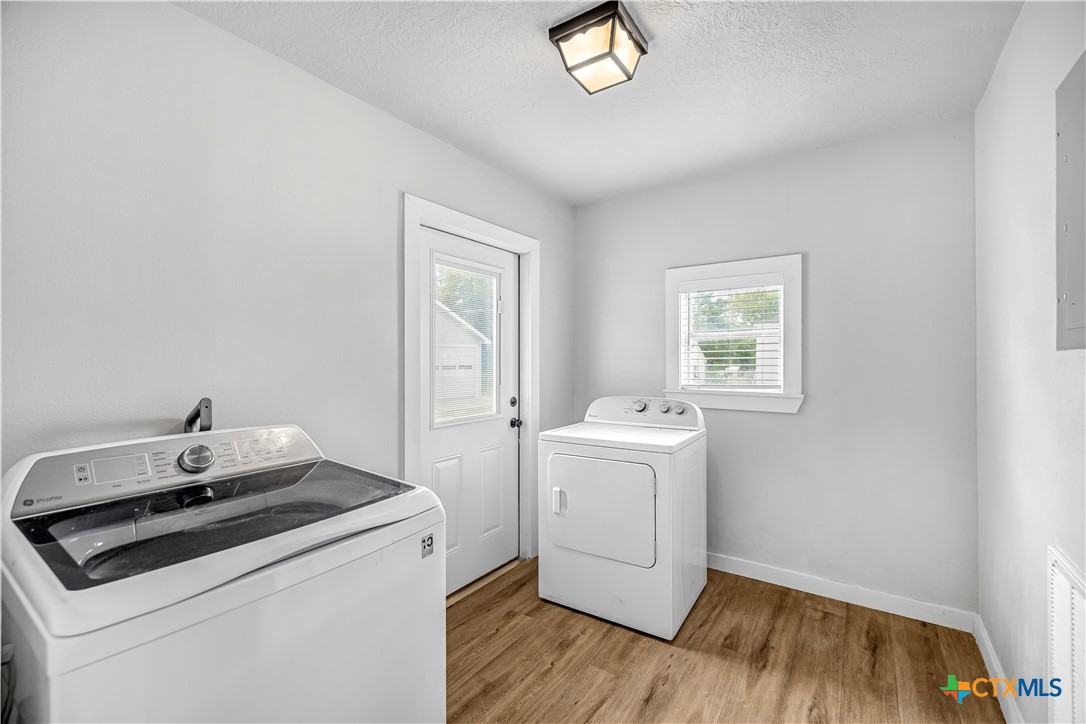 504 N Arnim