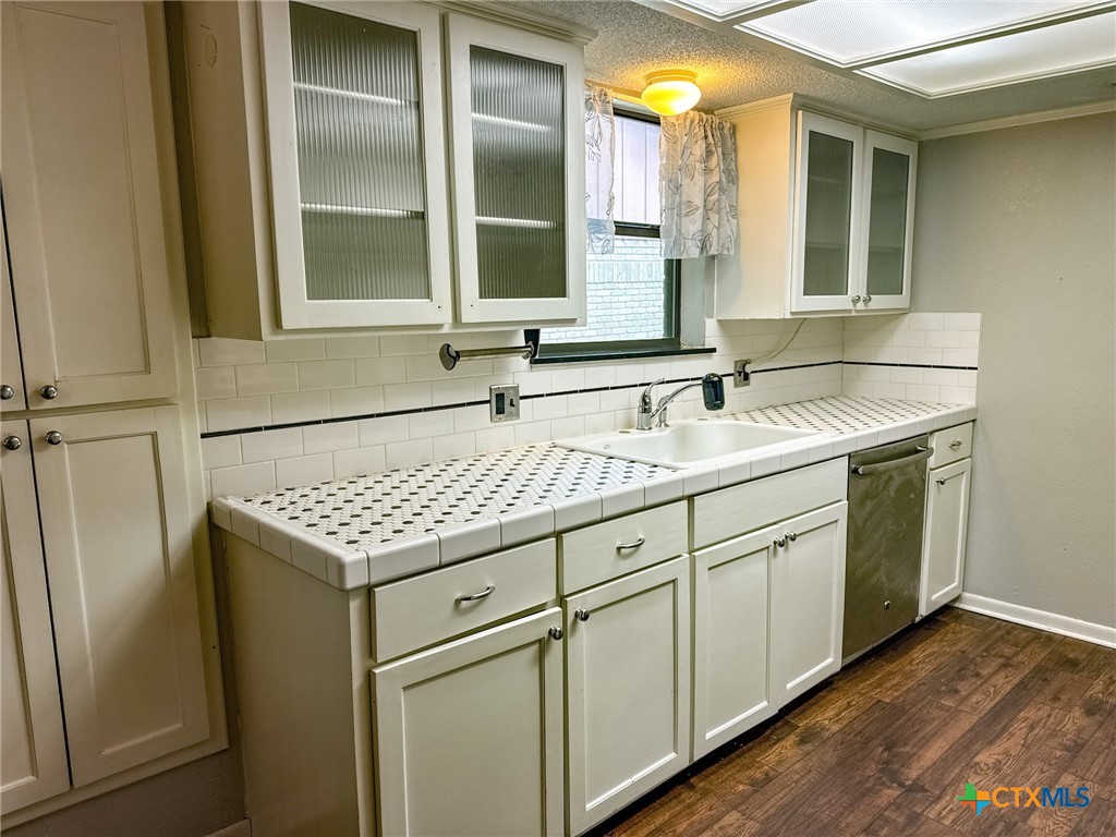 1201 Westwood Street