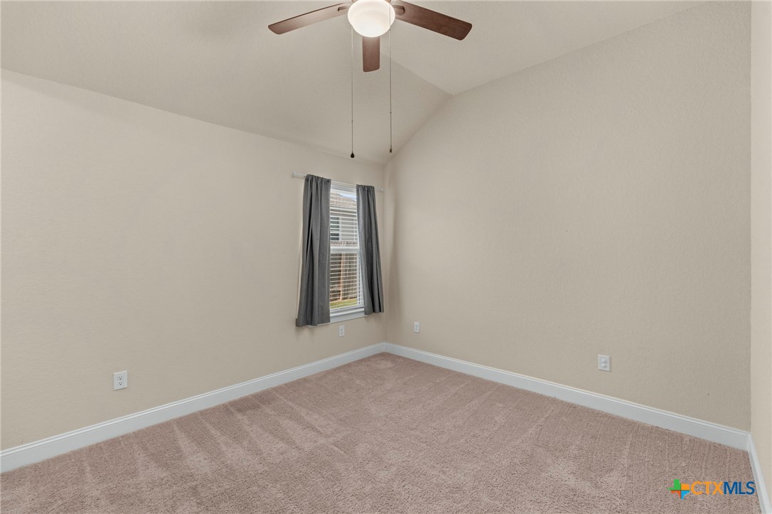 6533 Crockett Cove
