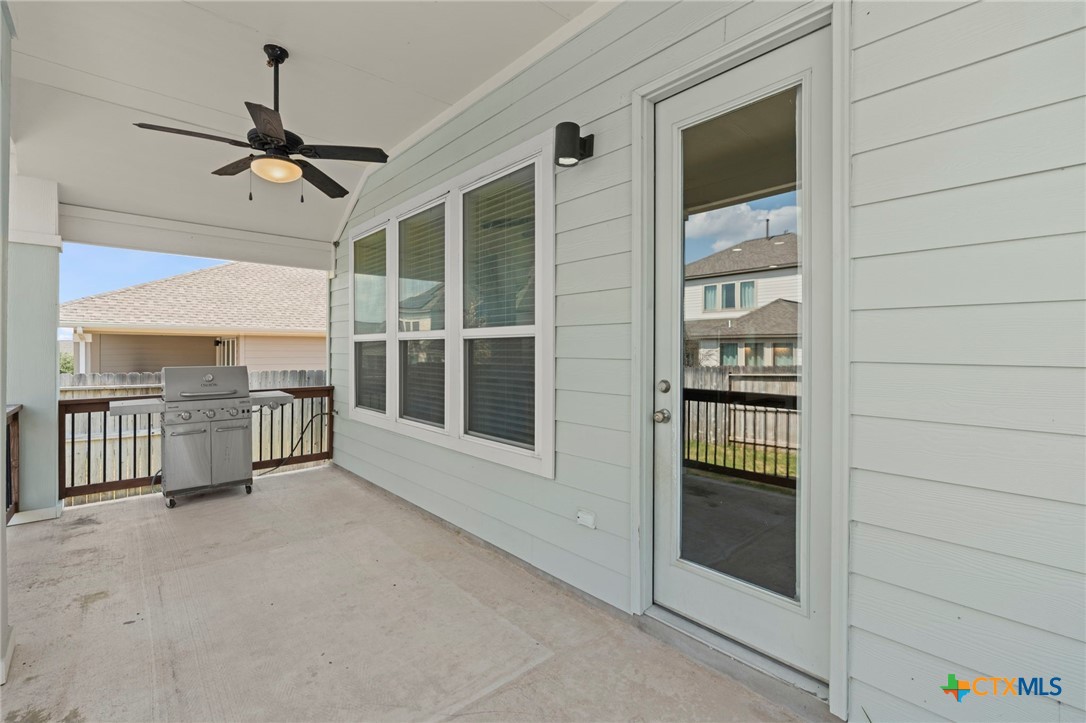 6533 Crockett Cove